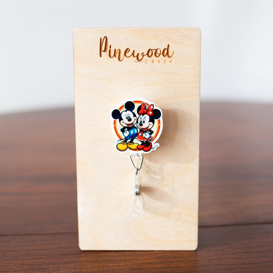 Mickey & Minnie Circle Badge Reel